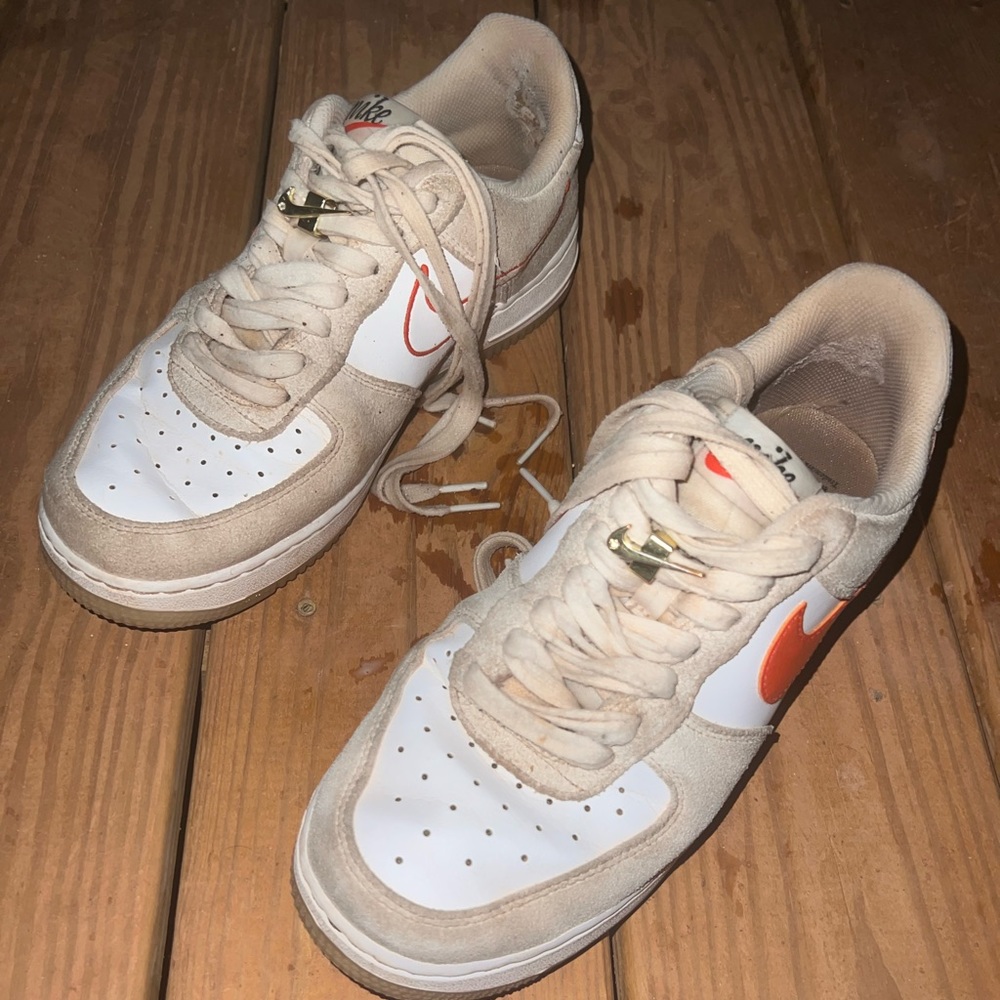 Nike Women's Shoes Air Force 1 '07 SE First Use